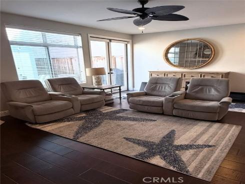 422  8th   Street, Huntington Beach, CA