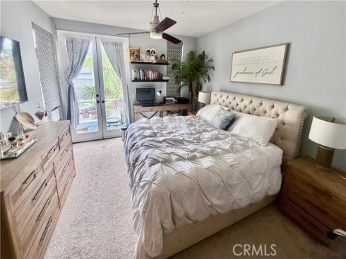 422  8th   Street, Huntington Beach, CA