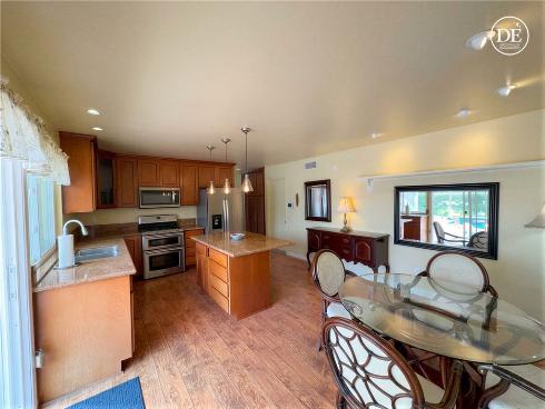 21081 White Horse Ln , Huntington Beach, CA