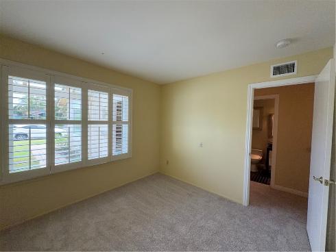 21081 White Horse Ln , Huntington Beach, CA