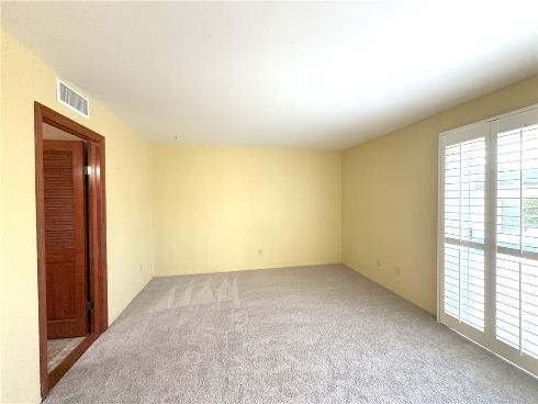 21081 White Horse Ln , Huntington Beach, CA