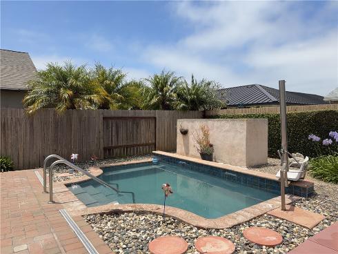 21081 White Horse Ln , Huntington Beach, CA
