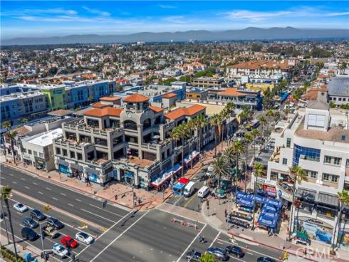 21038 Poolside , Huntington Beach, CA