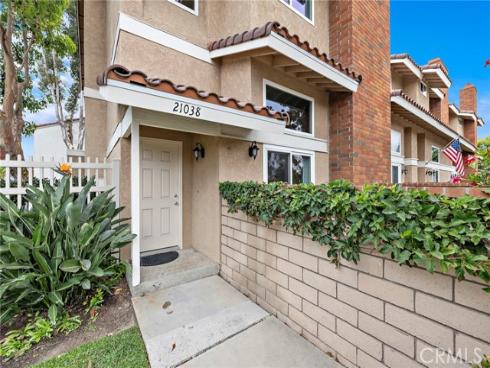 21038 Poolside , Huntington Beach, CA