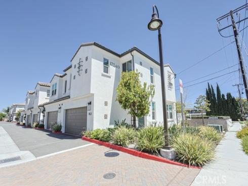 17540 Cameron 102 , Huntington Beach, CA