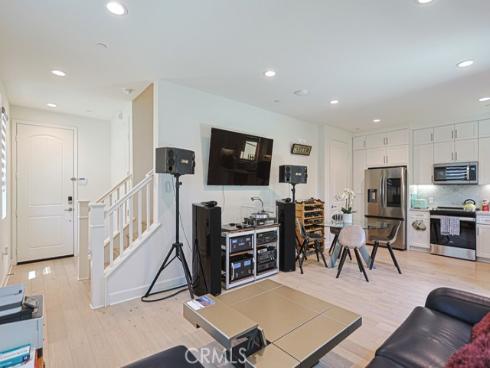 17540 Cameron 102 , Huntington Beach, CA
