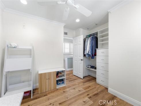 17982 Dellglen Circle, Huntington Beach, CA
