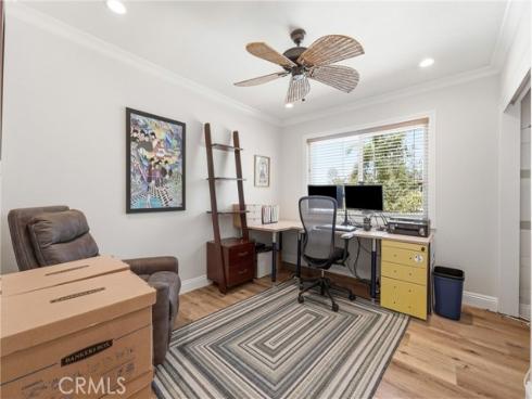 17982 Dellglen Circle, Huntington Beach, CA