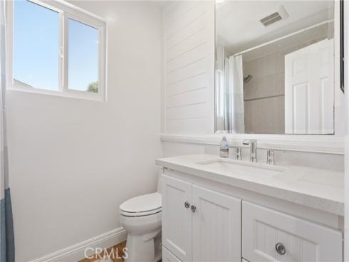 17982 Dellglen Circle, Huntington Beach, CA