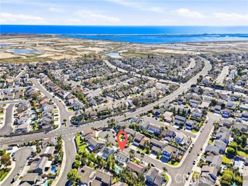 17982 Dellglen Circle, Huntington Beach, CA