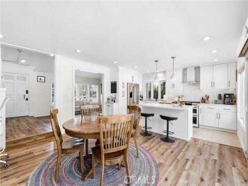 17982 Dellglen Circle, Huntington Beach, CA