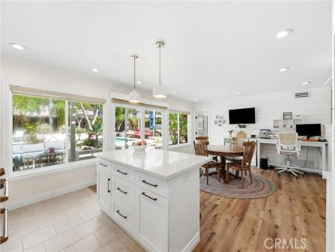 17982 Dellglen Circle, Huntington Beach, CA