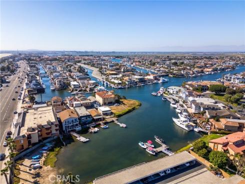 18723  Chapel   Lane, Huntington Beach, CA