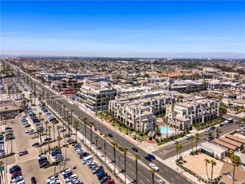 18723  Chapel   Lane, Huntington Beach, CA