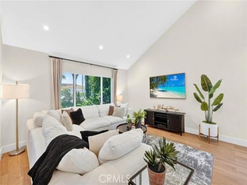 19281 Coralwood Lane, Huntington Beach, CA