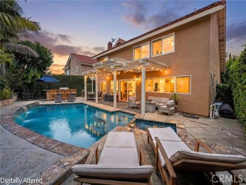 19281 Coralwood Lane, Huntington Beach, CA