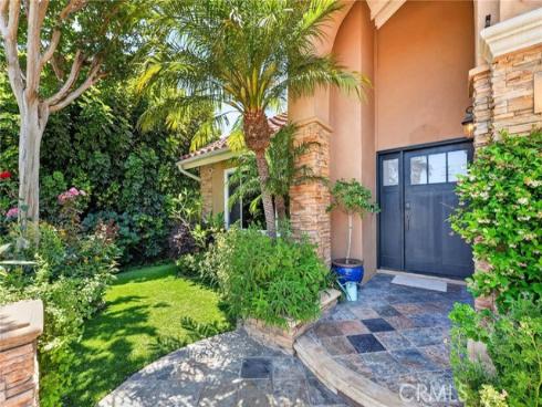 19281 Coralwood Lane, Huntington Beach, CA