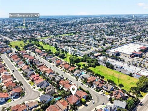 19281 Coralwood Lane, Huntington Beach, CA