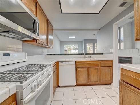 7872 Seabreeze 62 Drive, Huntington Beach, CA