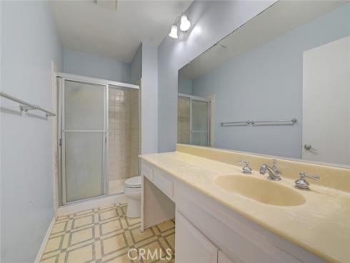 7872 Seabreeze 62 Drive, Huntington Beach, CA