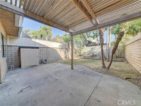 7872 Seabreeze 62 Drive, Huntington Beach, CA