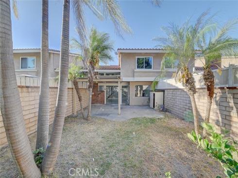 7872 Seabreeze 62 Drive, Huntington Beach, CA