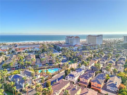 7872  Seabreeze  62  Drive, Huntington Beach, CA