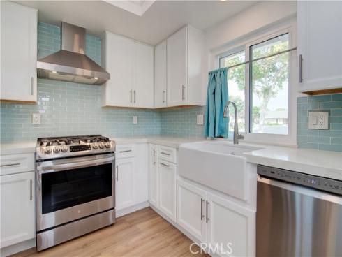 8566 Trinity 816D Circle, Huntington Beach, CA