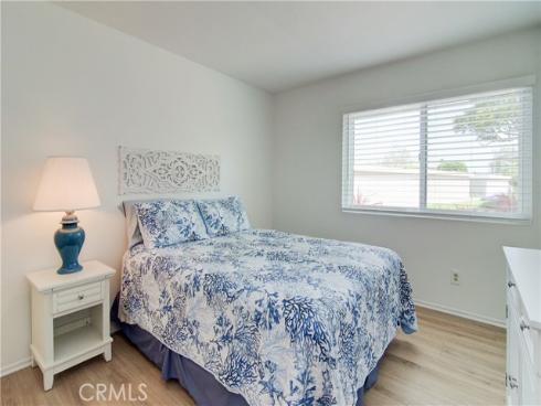 8566 Trinity 816D Circle, Huntington Beach, CA