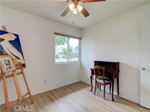 8566  Trinity  816D  Circle, Huntington Beach, CA