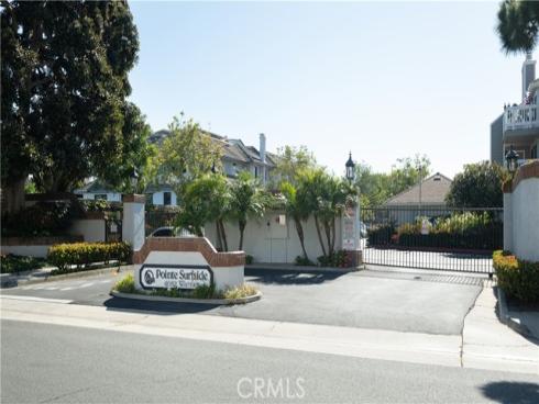 4682  Warner  C110 , Huntington Beach, CA