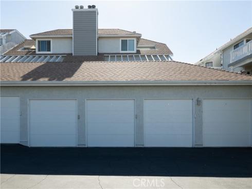 4682  Warner  C110 , Huntington Beach, CA