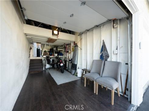 4682  Warner  C110 , Huntington Beach, CA
