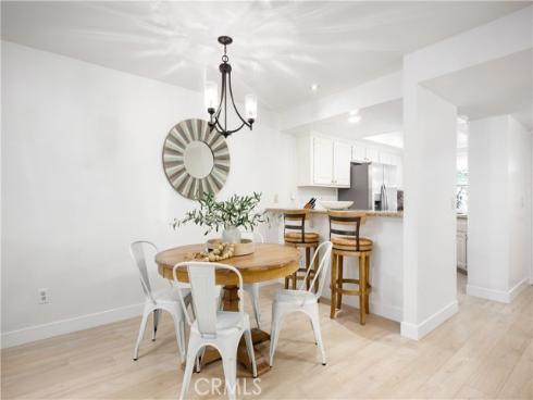 4682  Warner  C110 , Huntington Beach, CA