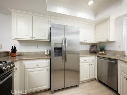 4682  Warner  C110 , Huntington Beach, CA