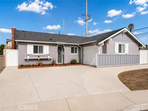 17472 Waal Circle