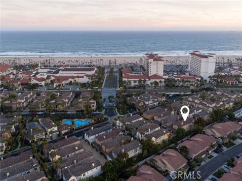 21247  Ronda  , Huntington Beach, CA