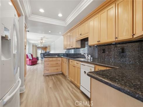 16101  Saint Croix   Circle, Huntington Beach, CA