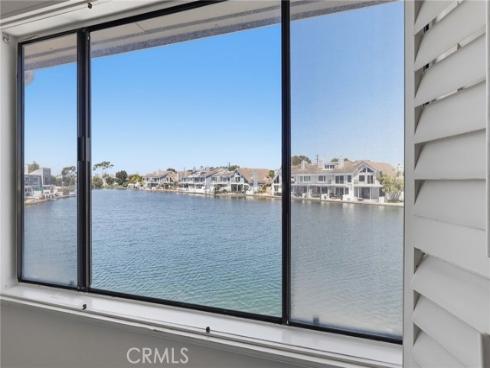 16101  Saint Croix   Circle, Huntington Beach, CA