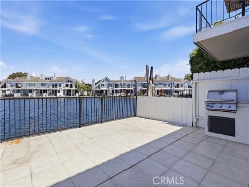 16101  Saint Croix   Circle, Huntington Beach, CA