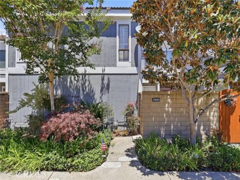 16101  Saint Croix   Circle, Huntington Beach, CA