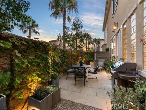 8239  Noelle   Drive, Huntington Beach, CA