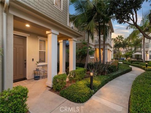 8239  Noelle   Drive, Huntington Beach, CA