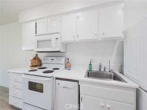19760 Kingswood , Huntington Beach, CA