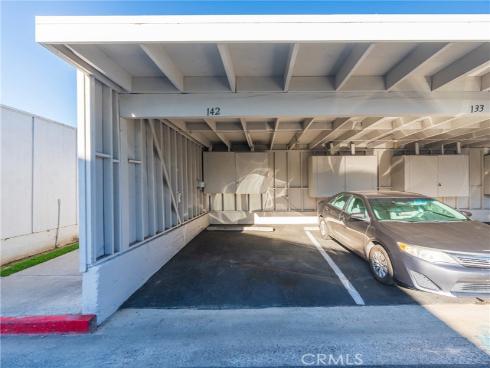 19760 Kingswood , Huntington Beach, CA