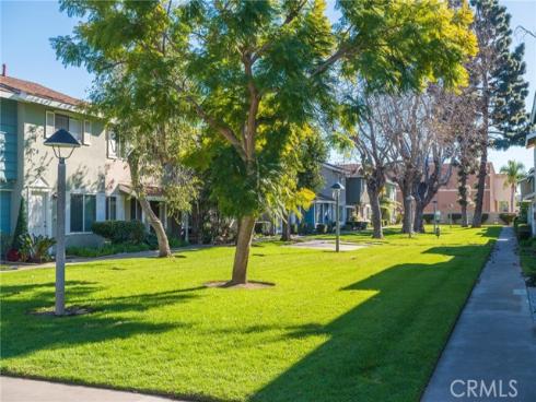 19760 Kingswood , Huntington Beach, CA