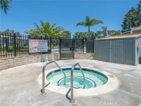 19760 Kingswood , Huntington Beach, CA