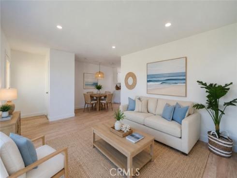 19760 Kingswood , Huntington Beach, CA