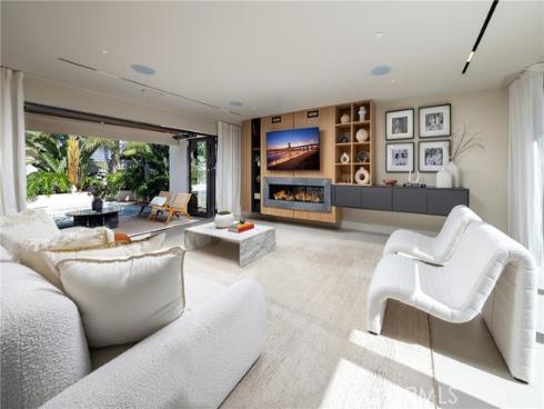 16732 Edgewater , Huntington Beach, CA
