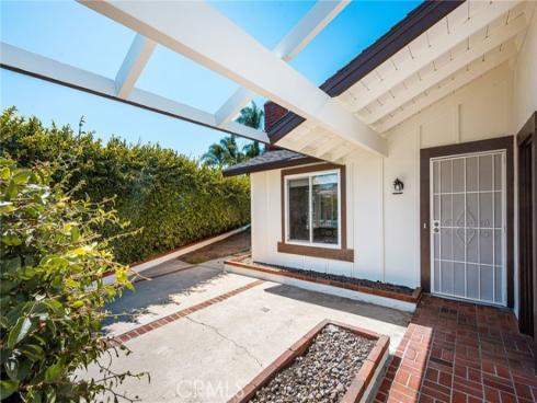 6592  Kilda   Circle, Huntington Beach, CA